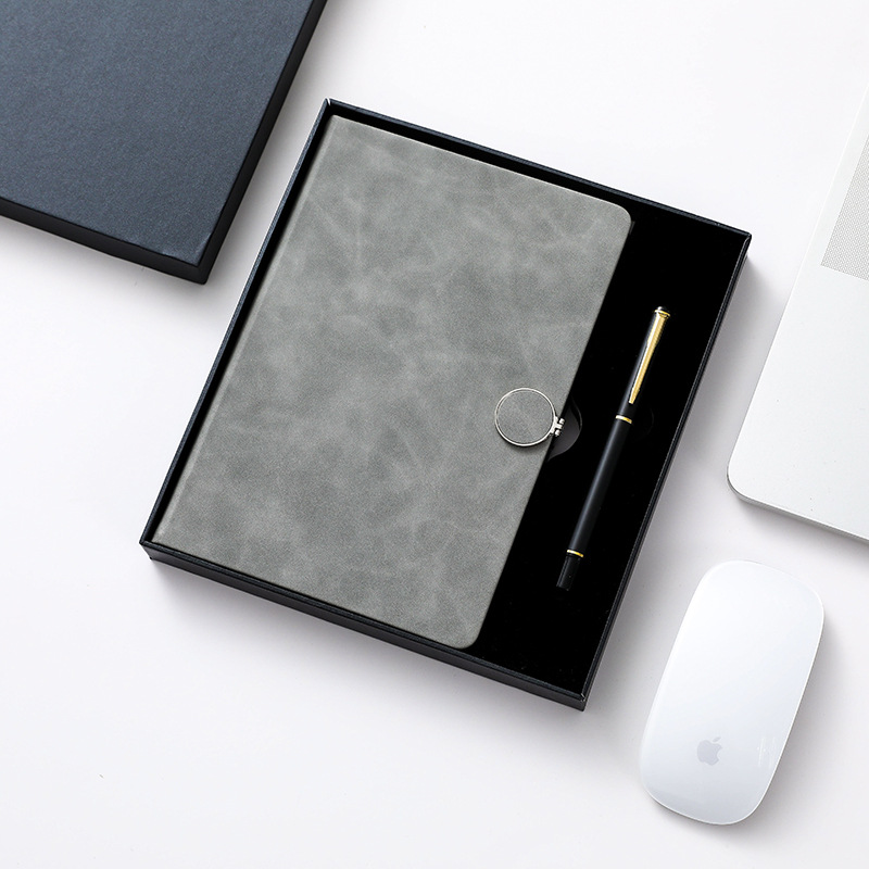 A5 Vegan Leather Notebook & Metal Pen Gift Set — 210 × 235 mm Box